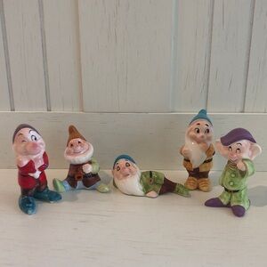 Set of 5 Vintage Disney Porcelain Dwarfs from Snow White